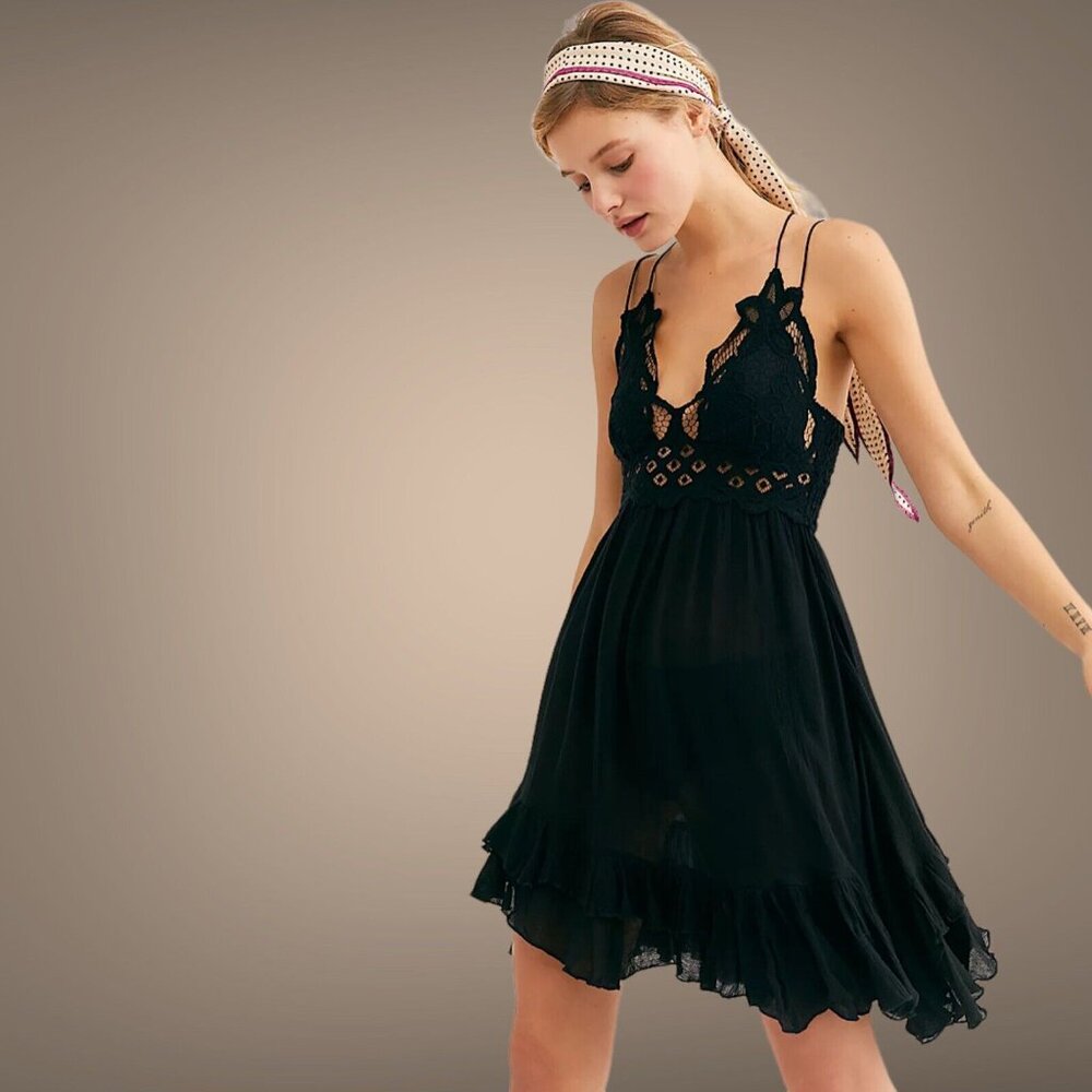 Free People FP One Adella Slip Mini Dress Crochet Lace Tiered Small S Black NWT
